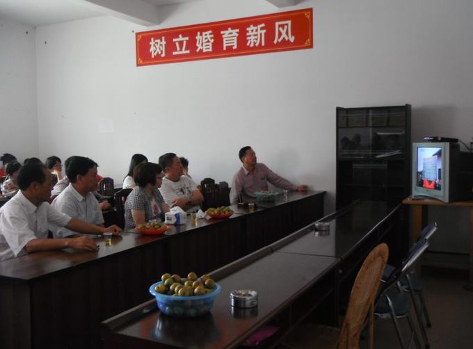 广州 人口计生局_广州市人口计生局来芙蓉区考察流动人口管理工作(2)