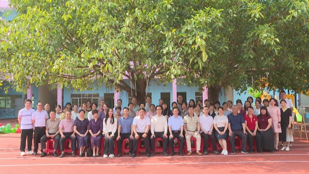 五华县开展全县学前教育主题教研暨乡镇幼儿园“去小学化”研训活动