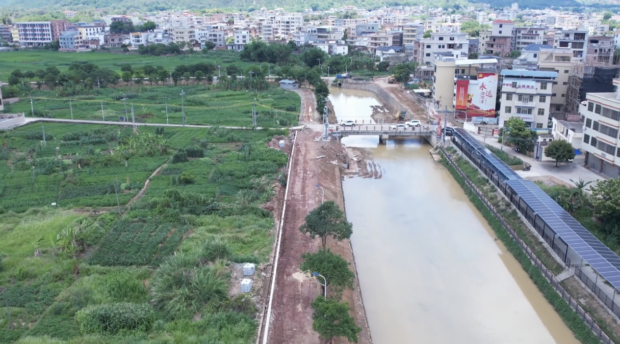 美丽河道施工现场.jpg